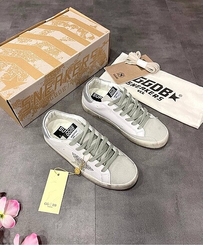 37 Beden beyaz Renk Golden Goose 36-40