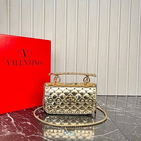Valentino Garavani Spike Bag Small İthal Ürün