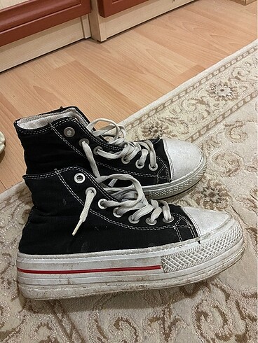 Converse Konsere