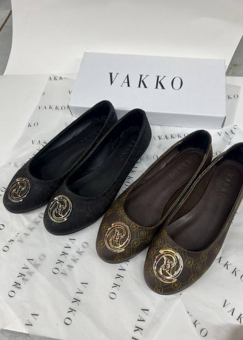 Vakko Kadın Klasik Kemerli Topuklu Babet