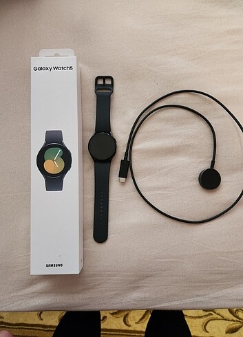 SAMSUNG GALAXY WATCH 5 (40MM)