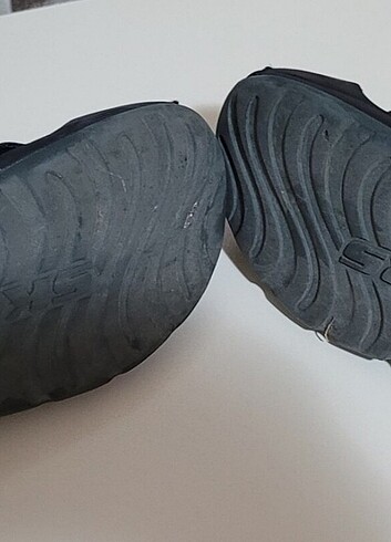 34 Beden Skechers sandalet unisex