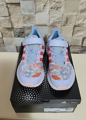 Adidas ayakkabı 35.5 numara 