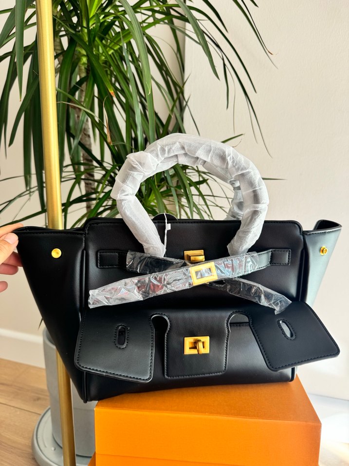 Siyah  Kemerli Kadın Çanta - Görsel 2