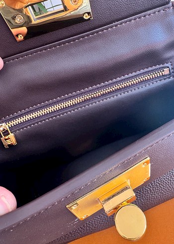 Kahverengi Deri Kadın El Çantası - Görsel 7