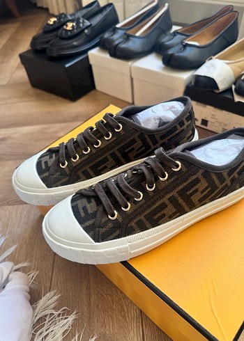 Fendi Kahverengi Baskılı Kadın Spor Ayakkabı - Görsel 3