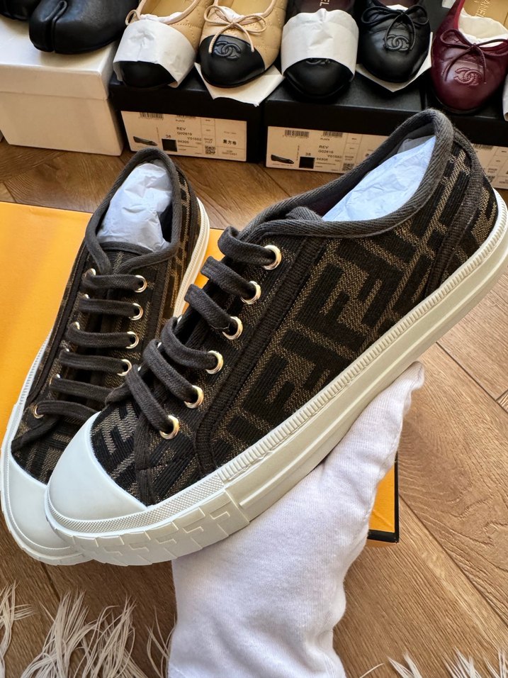 Fendi Kahverengi Baskılı Kadın Spor Ayakkabı - Görsel 2