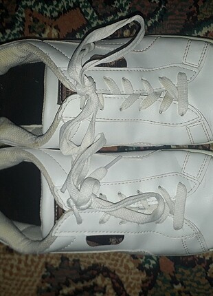 Beyaz Spor Ayakkabı 