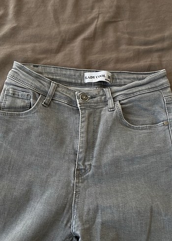 Gri Kadın Denim Normal Kesim Midi Jean - Görsel 2