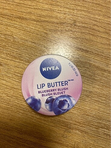 Nivea lip butter dudak kremi (yaban mersinli)