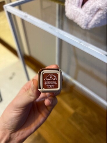 Beden House of Hur Glowy Ampoule Tint