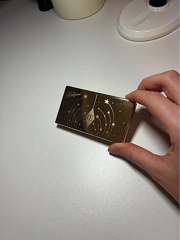 Beden Charlotte Tilbury allık blush & glow glide palette