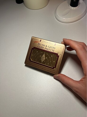 Charlotte Tilbury allık blush & glow glide palette