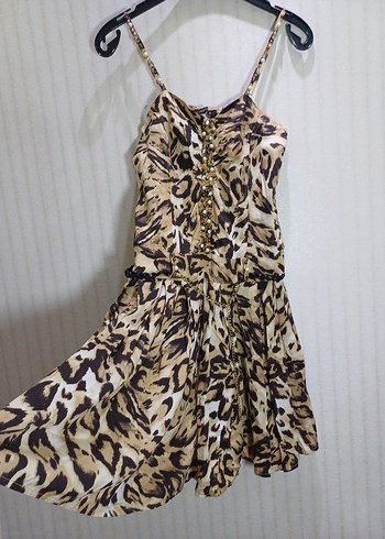 İtalia Zincir boncuk Detaylı Kahverengi Kamuflaj Uzun Elbise - Görsel 2