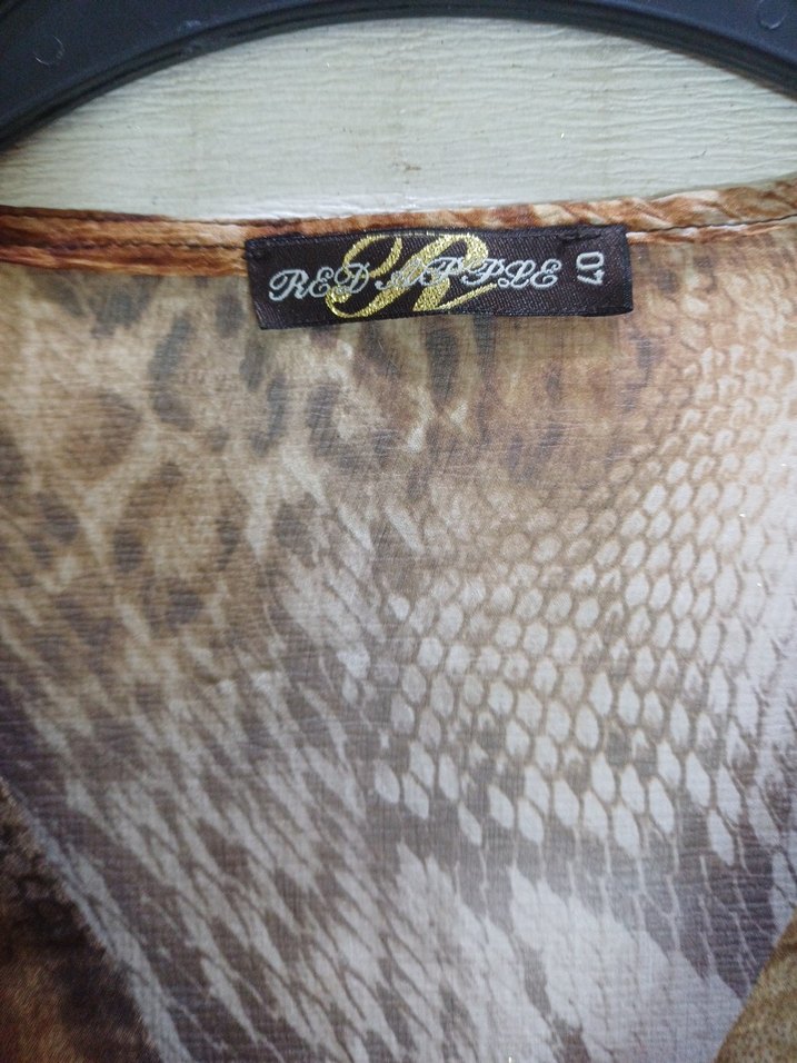 Bohem Yılan Desenli V Yakalı Kadın pereo Bluz - Görsel 3