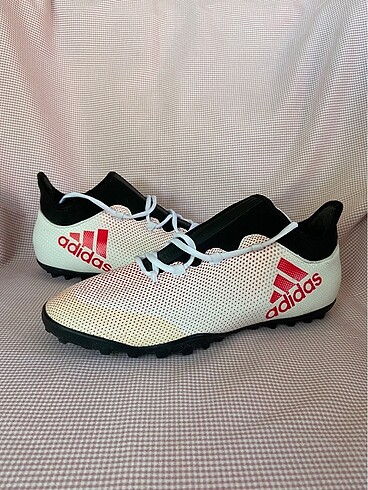 Adidas x halı saha ayakkabısı