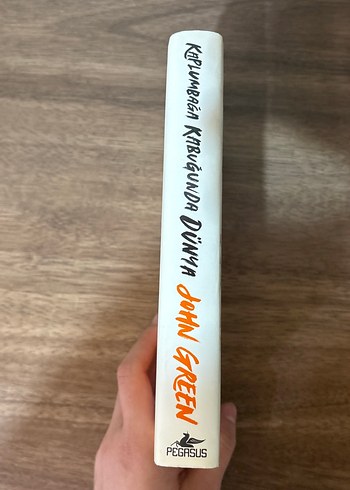  Beden Kaplumbağa Kabuğunda Dünya - John Green
