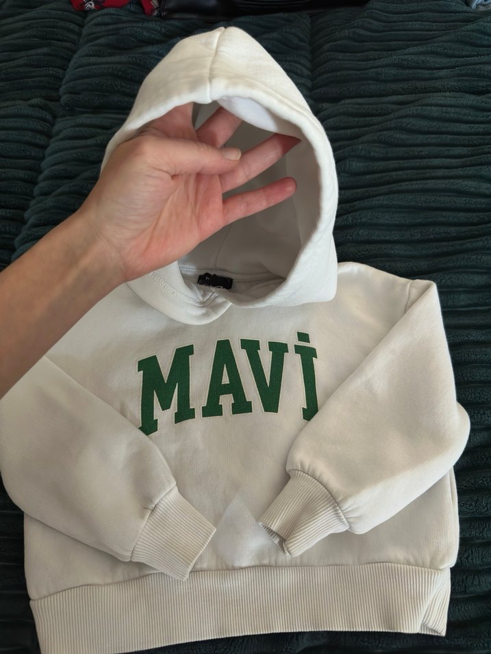 Beyaz Kapüşonlu Uzun Kollu Sweatshirt - Görsel 3