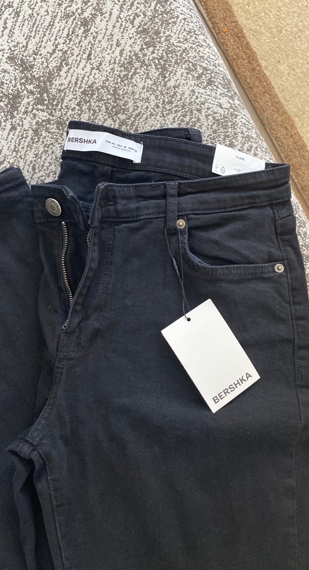 Bershka Flare İspanyol Paça Siyah Kot Pantolon - Görsel 2