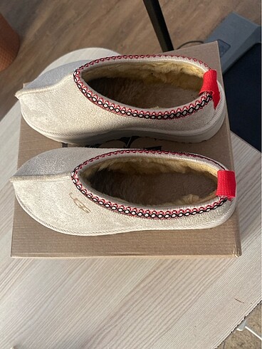 Diğer Krem Renk Ugg Tazz Slipper Terlik