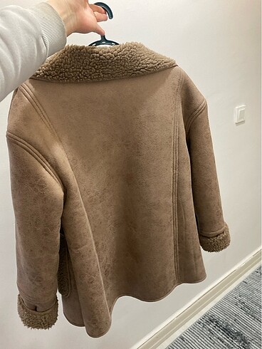 Zara Kaban 38