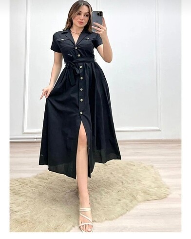 Düğmeli elbise