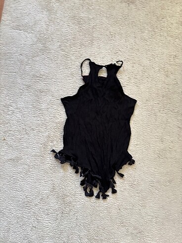 Zara Halter crop
