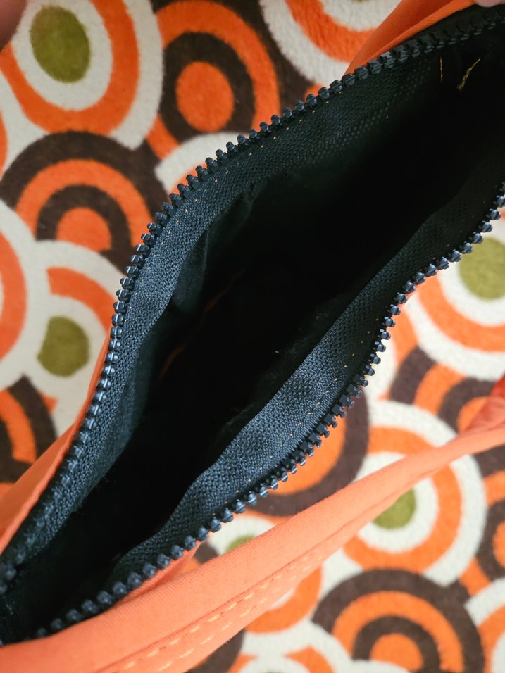 Turuncu Kadın Fermuarlı Omuz Çantası - Görsel 3