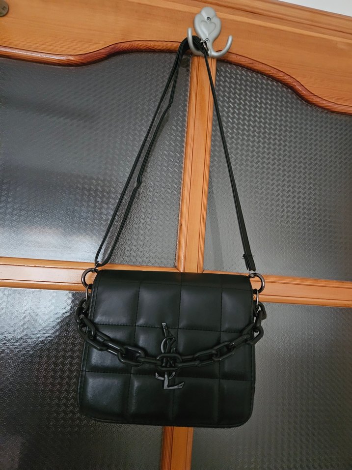 Zincir Detaylı Siyah Deri Kadın Çanta - Görsel 2