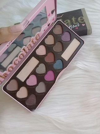 Too Faced Chocolate Bonbon Far Paleti 