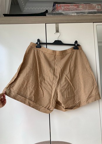 42 Beden camel Renk Bej Keten Düğmeli Mini Şort