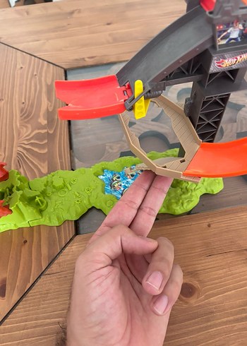  Kırmızı Dinozorlu Oyun Seti