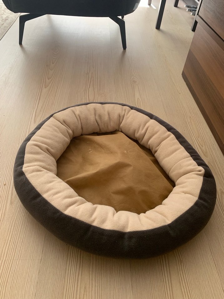 Kahverengi Yuvarlak Kedi Yatağı - Görsel 3