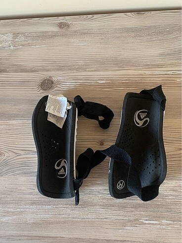 Adidas dizlik - Görsel 2