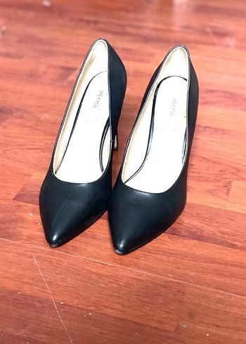 Stiletto ayakkabı