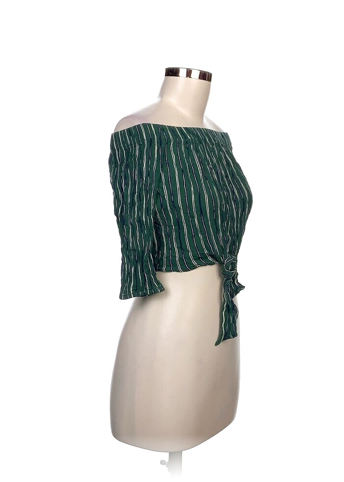 Pull and Bear Bluz %70 İndirimli. - Görsel 2