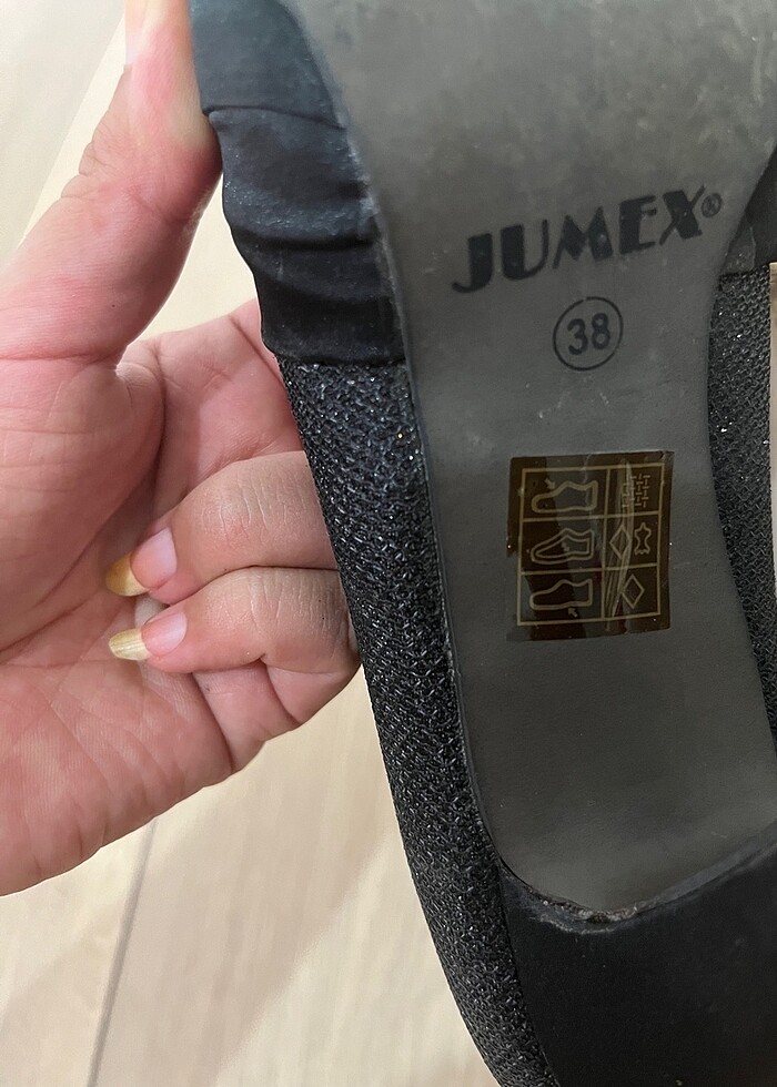 Siyah topuklu ayakkabı - Görsel 4