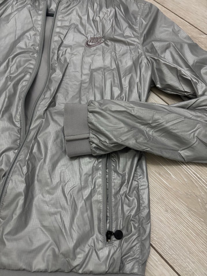 Nike yağmurluk - Görsel 4