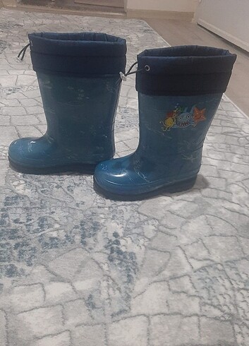 Yağmur botu