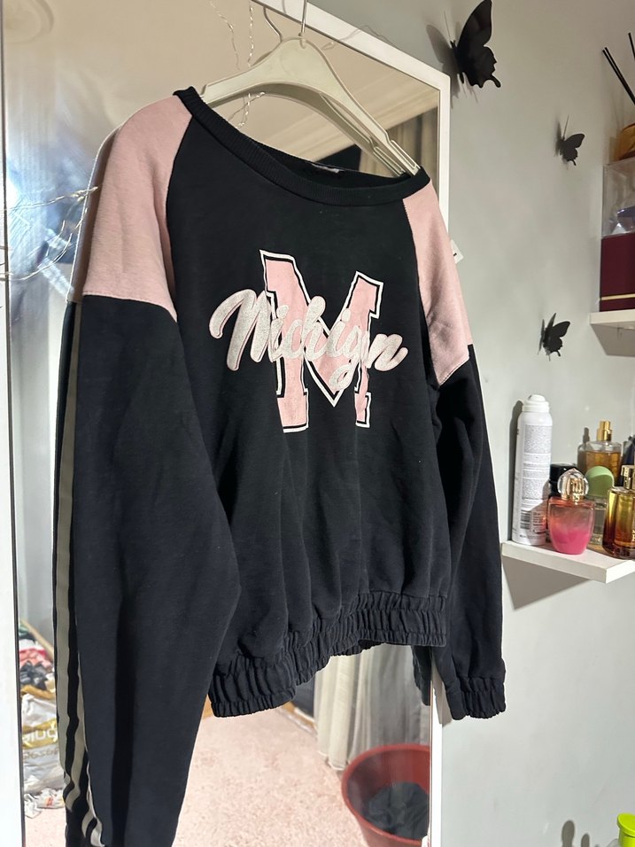 Pembe Detaylı Baskılı Kadın Sweatshirt - Görsel 3