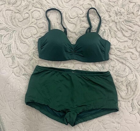 Haki yeşil bikini takımı