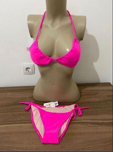 Harika bir bikini