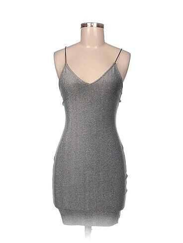 H&M Mini Etek %70 İndirimli.
