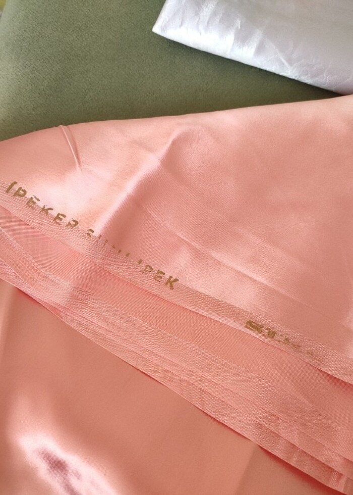 iki adet saten kumaş  - Görsel 3