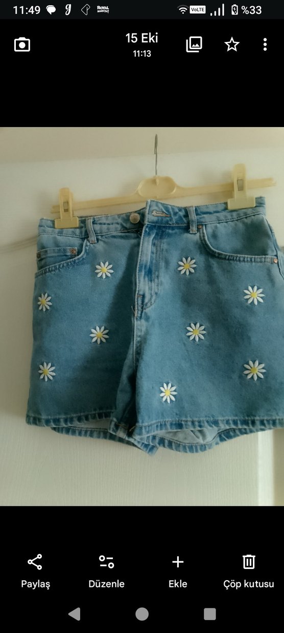 Nakışlı Mavi Mini Denim Şort - Görsel 2