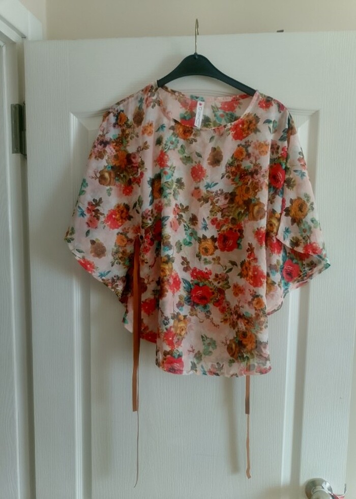 Desenli şifon bluz - Görsel 3