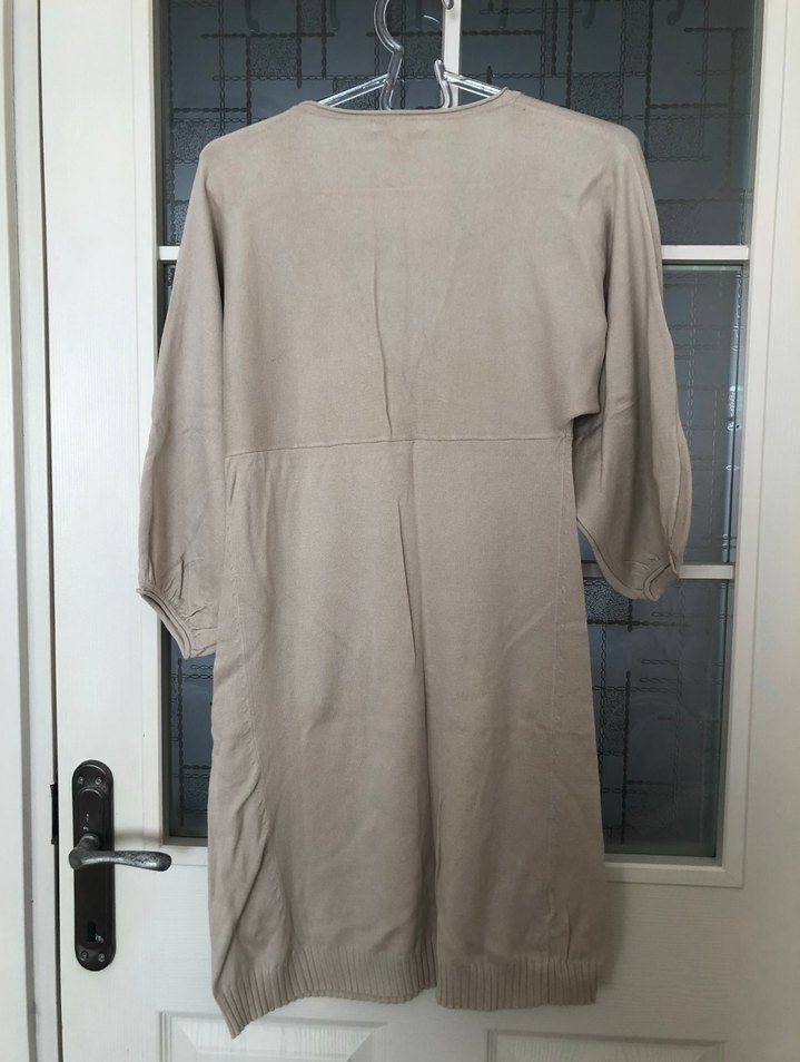 Mango bej V Yaka Midi Triko Elbise - Görsel 2