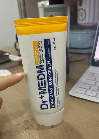 Dr+MEDM SPF 50+ UV Koruyucu Güneş Kremi - Görsel 3