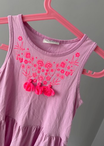 Pembe Nakışlı Kolsuz Kız Elbisesi - Görsel 2