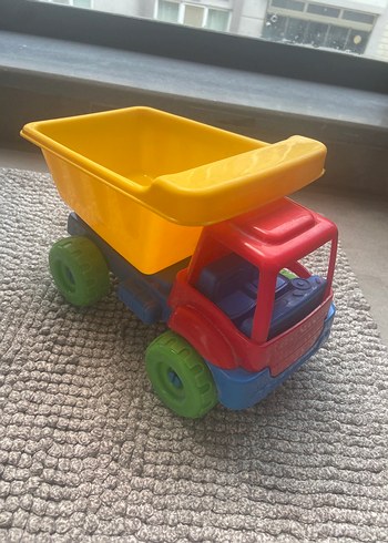 Renkli Plastik Oyuncak Kamyon